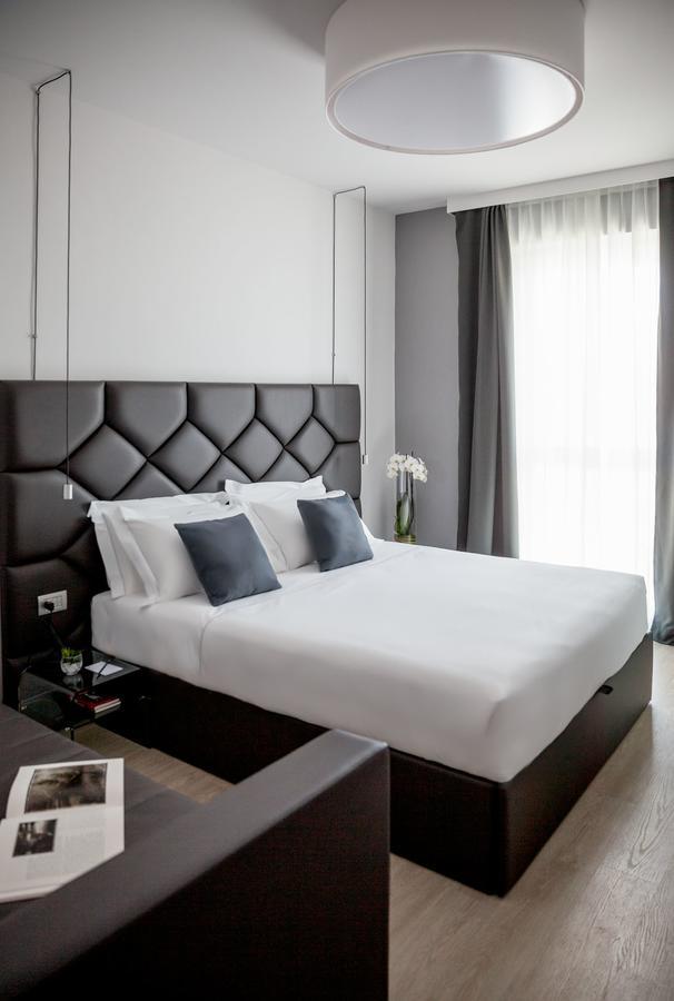 Double Room with Side Sea View,632734983:JPEG